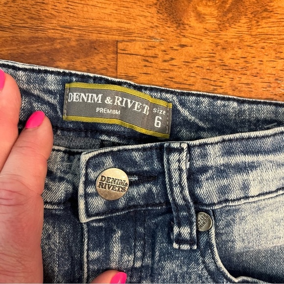 Denim & Rivets Boys Denim Jeans size 6 - Picture 2 of 4